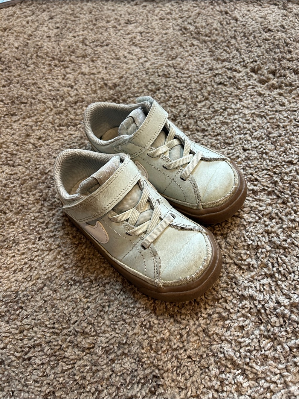 Nike toddler shoes